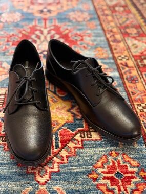 Women’s Cole Haan Black leather Oxford